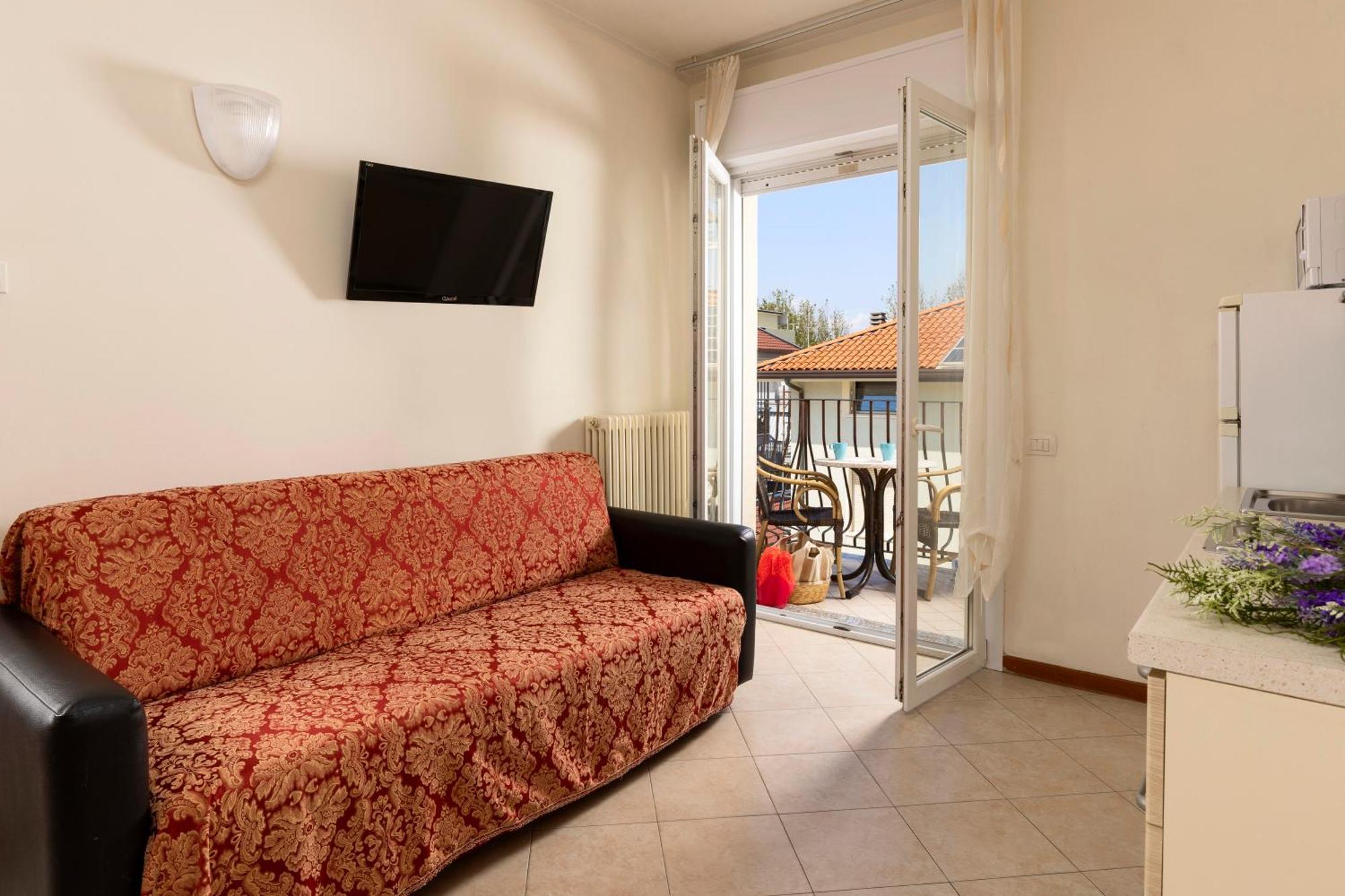 Residence Uno Studio&Suites Rimini Exterior photo